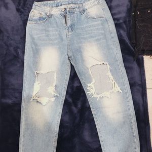 Boyfriend ripped jeans
